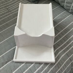 Laundry Detergent Holder for large laundry bottles